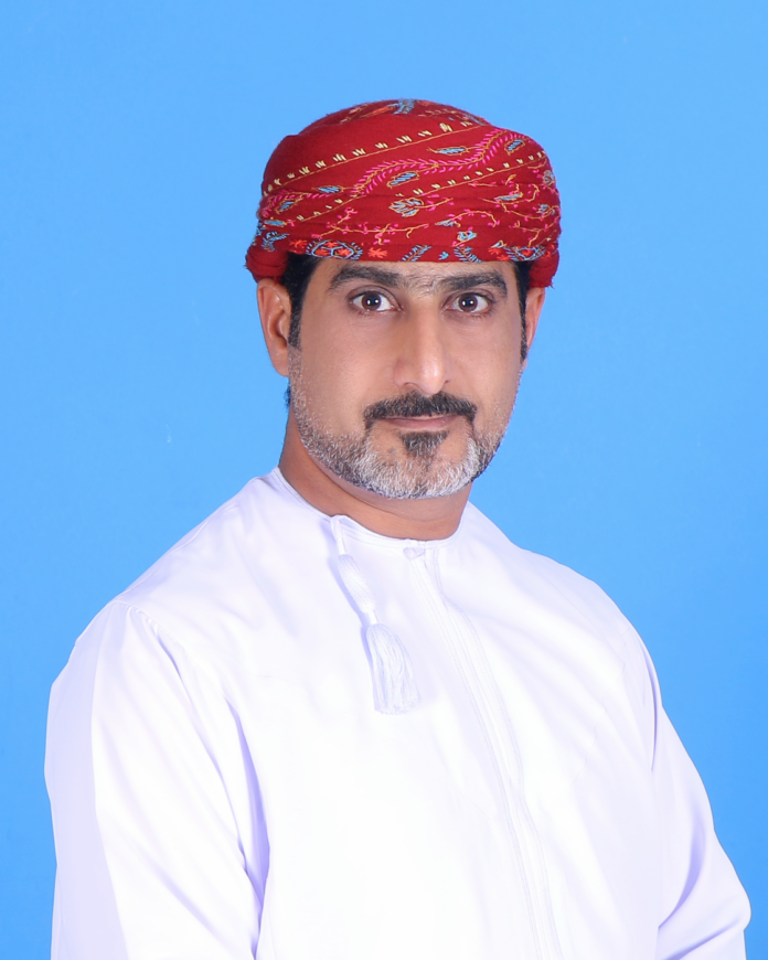 هزاع الشبلي باحث قانوني بمكتب محافظ شمال الباطنه