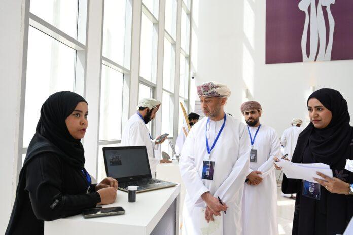 صحيفة اليوم العمانية - فتحُ باب التسجيل للمشاركة في منتدى لندن الدولي للعلماء الشباب للعام الجاري