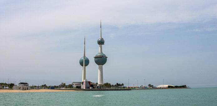 صحيفة اليوم العمانية - 6 إصابات جراء سقوط شظايا على منطقة سكنية في الكويت