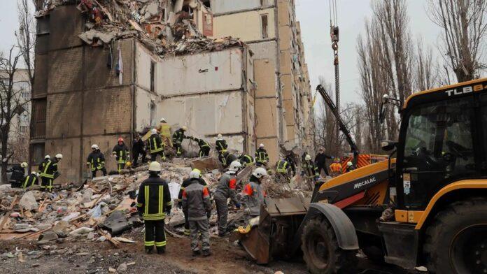 صحيفة اليوم العمانية - 3 قتلى و15 مصابًا في هجوم روسي على مدينة أوديسا الأوكرانية